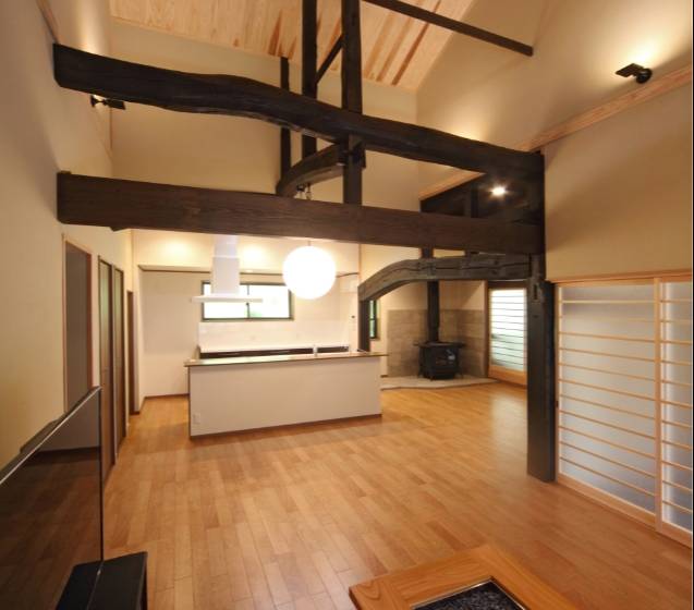 PHOTOS
